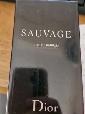 Sauvage Eau de Parfum 100ml καινούργιο σφραγισμένο