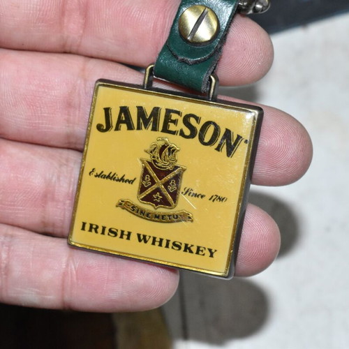 Vintage Jameson Irish Whiskey keychain like new, metal promotional collectible