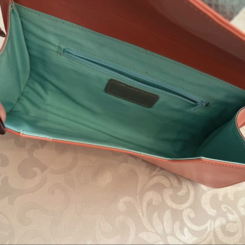 Maryholic clutch bag coral like new