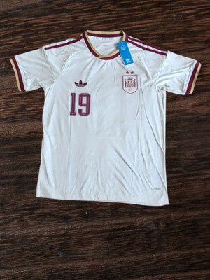 Spain Away Kit 2026 World Cup, size M, number 19 Lamine Yamal