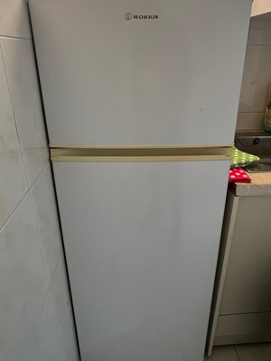 Morris 204lt Two-Door Refrigerator White like new