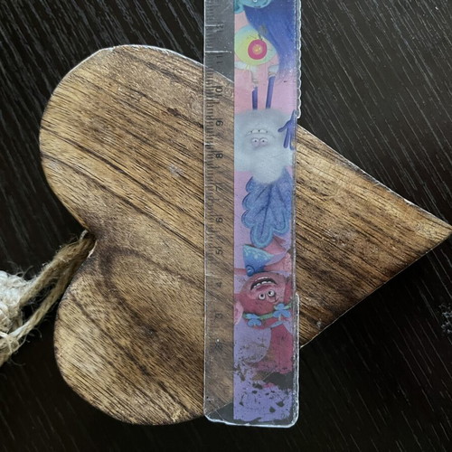 Wooden heart-shaped decorative item new
