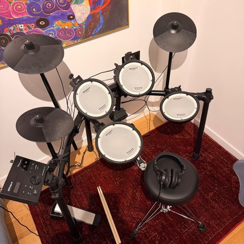 Roland TD-07DMK V-Drum set σαν καινούργιο με αξεσουάρ