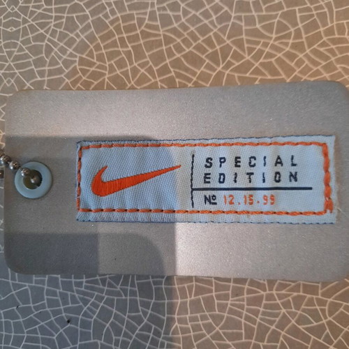 Vintage Nike Special Edition Hangtag / Μπρελόκ Millennium (12.15.99)