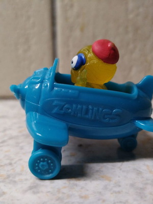 Zomlings φιγούρα σε αεροπλάνο σαν καινούργιο