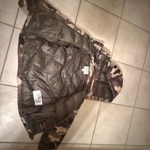 Guess children's jacket like new, size 7 years, brown and green