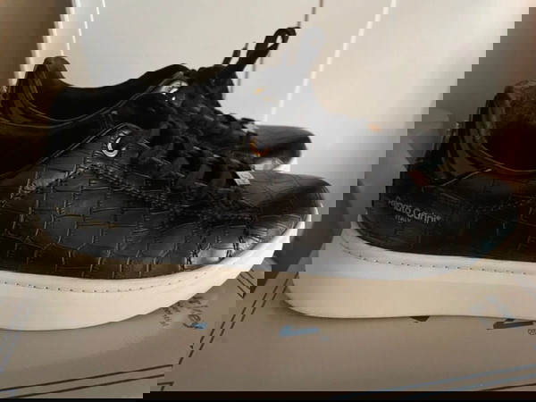 Renato Garini sneakers No40 10€