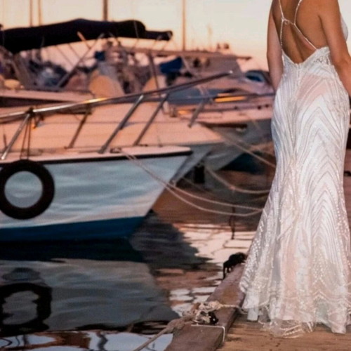 Mermaid wedding dress like new, detachable train, size S