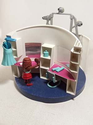 Playmobil City Life 6148 Catwalk set used
