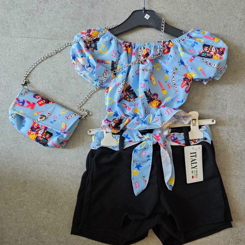 Girls clothing set with bag size 6 new