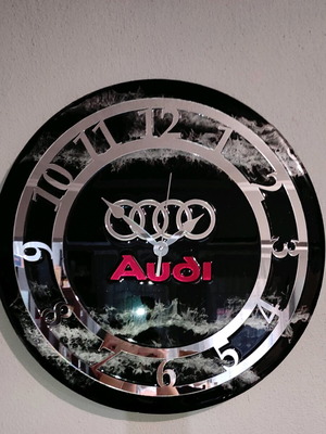 Ρολόι τοίχου Audi από εποξική ρητίνη καινούργιο, αναλογικό
