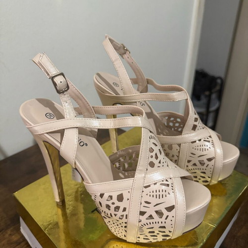 Tulipano beige platform sandals size 38 new