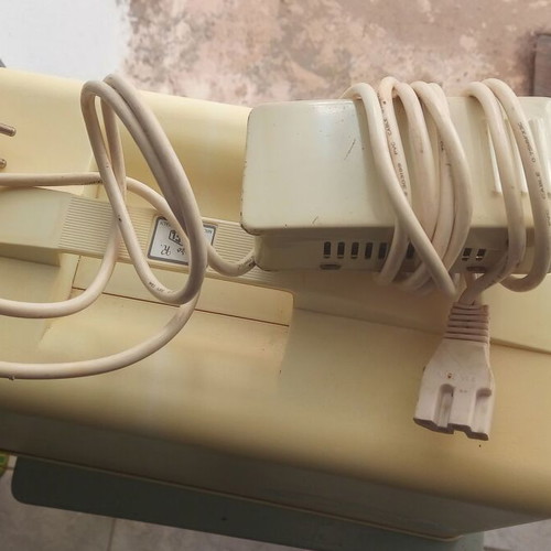 Kohler vintage sewing machine in case like new with electric foot pedal