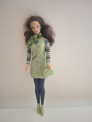Barbie 2000s like new