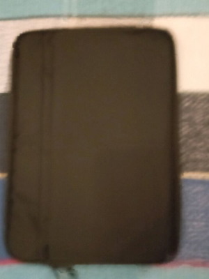 Briefcase like new, width 35cm, height 25cm