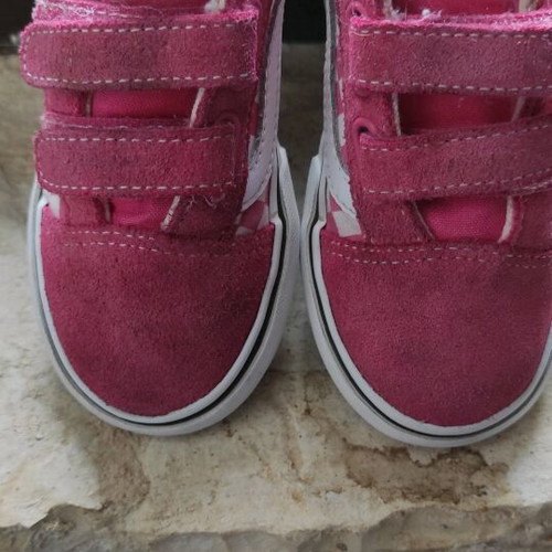 Vans athletic shoes used, size 26.5, suede
