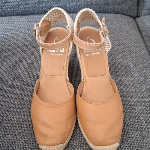 Kanna leather espadrilles with adjustable strap, new, beige and brown
