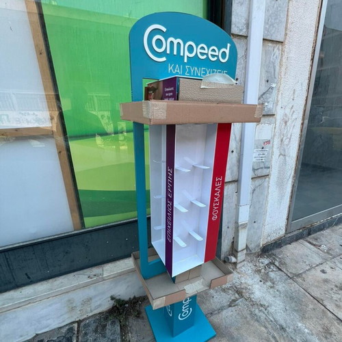 Store stand like new