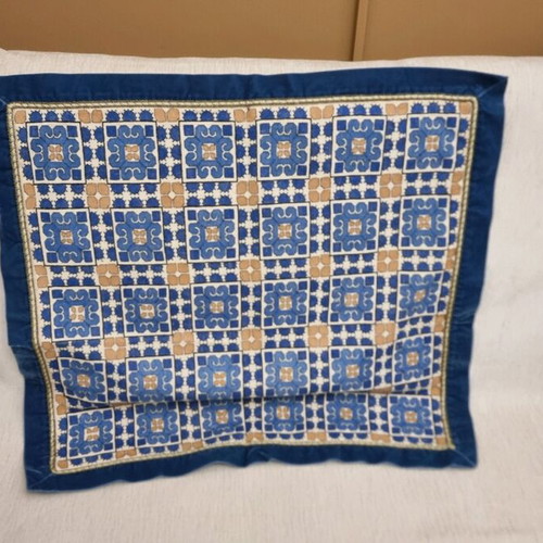 Embroidery 60x65 with velvet like new