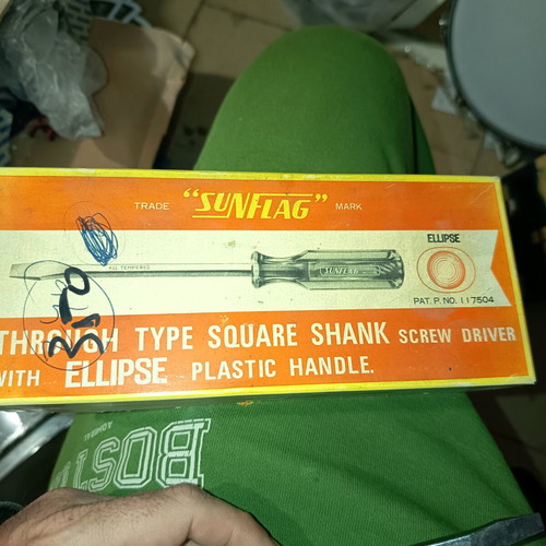 Sunflag screwdrivers new, pack of 8, hard with steel base