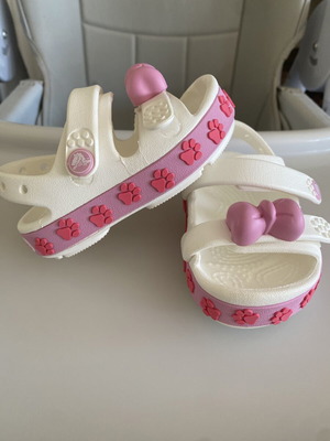 Crocs baby shoes new, size 19-20 C4