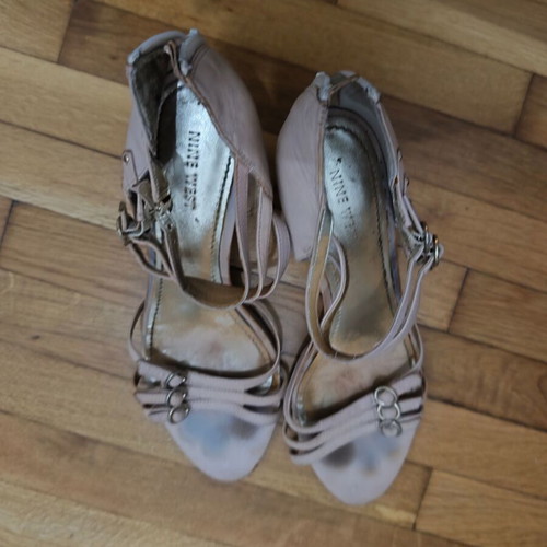 Nine West women's pumps used, size 40, beige
