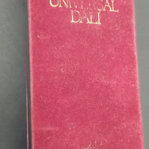Tarot Universal Dali 78 cards like new, gold-edged edition