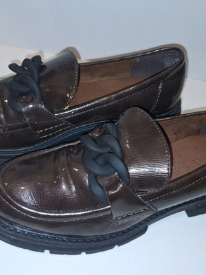 Marco Tozzi loafers brown patent leather size 41 like new
