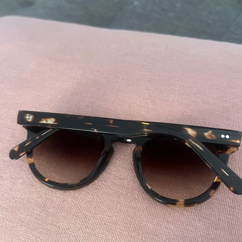 Ace & Tate sunglasses used, brown black tortoise