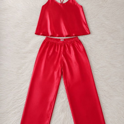 Shein red satin pajamas like new, size large with elastic fit