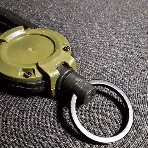 Keychain with retractable wire new, khaki color