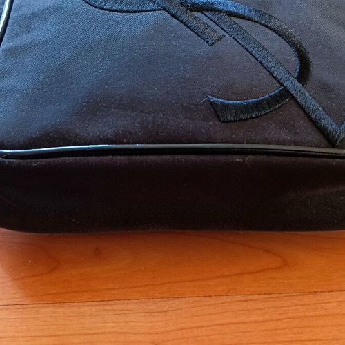 YSL Yves Saint Laurent handbag like new, black