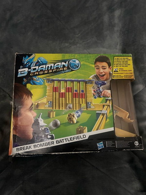 Bdaman Crossfire playset like new with all pieces and accessories