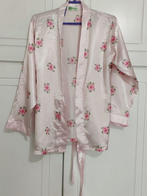 Satin kimono baby pink with roses, size M