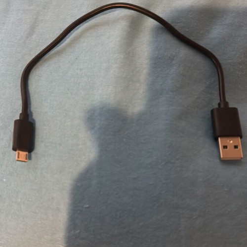 Power bank 10400mAh used with charging cable