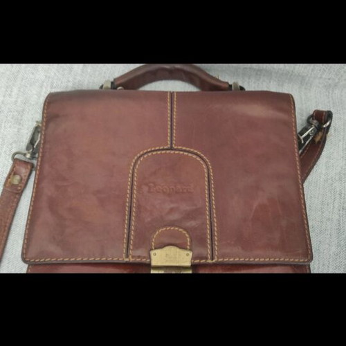 Leather Shoulder Bag Leopard like new, brown professional briefcase