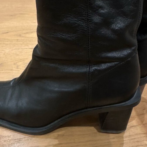 Zara black leather boots like new, size 39