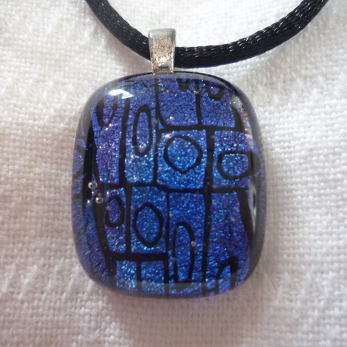 Pendant necklace made of dichroic glass like new, blue and black