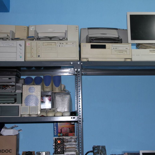 Retro PC used with peripherals and components