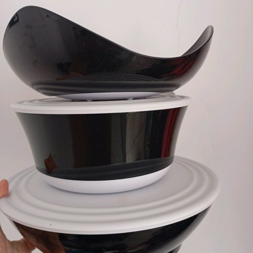 Set of 3 Elegant Tupperware containers like new