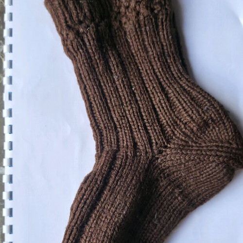 Handmade wool socks brown, size 36-37, new