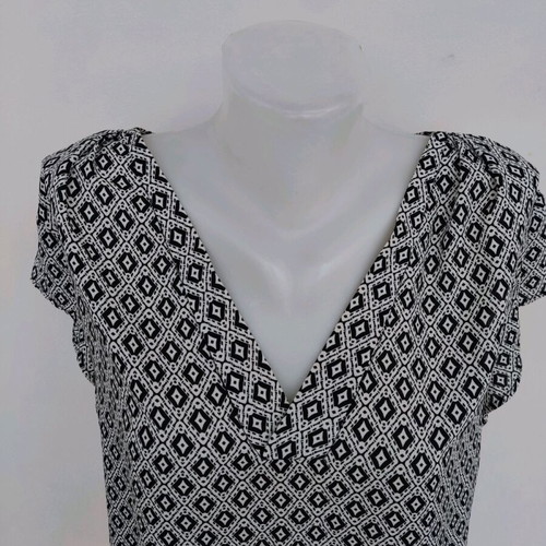 Blouse black and white No.40 like new