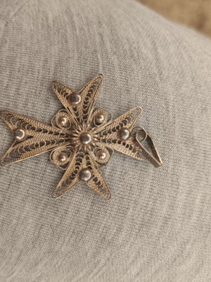 Silver pendant like new