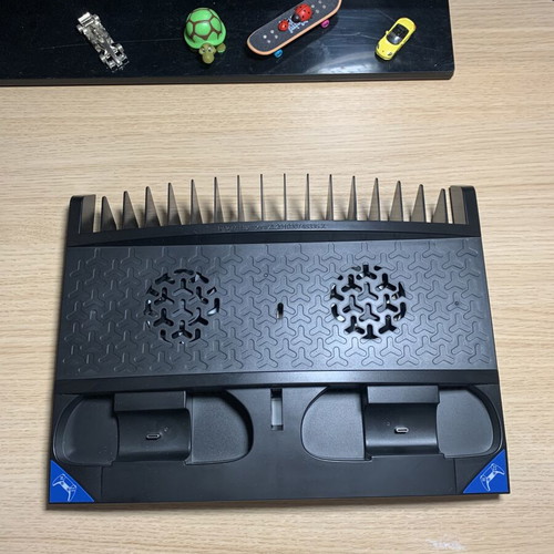 PlayStation 5 Vertical Charging Station like new with dual ports and fans