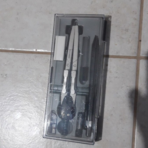 Compass set like new