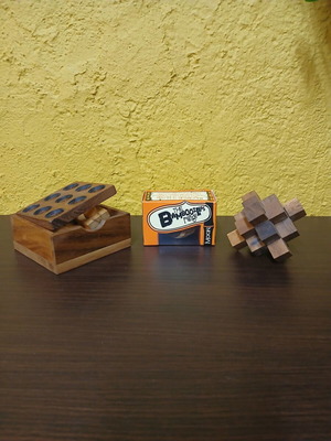 Wooden puzzles used, pack of 3 pieces