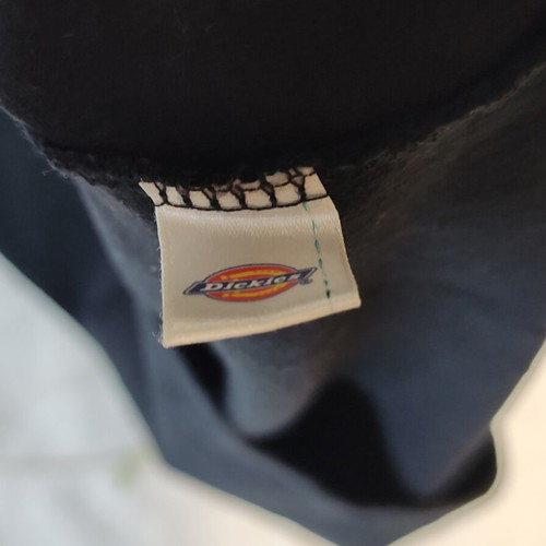 Dickies T-shirt size M black with Y2K tribal print like new