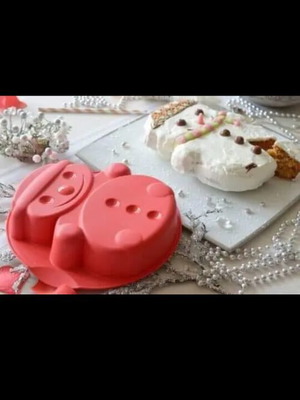 Tupperware silicone mold snowman new