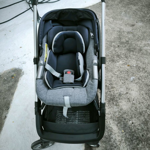 Iglesina Aptica 2 in 1 baby stroller like new