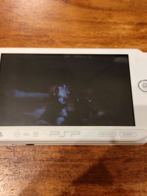 PlayStation Portable PSP Street като нов с зарядно